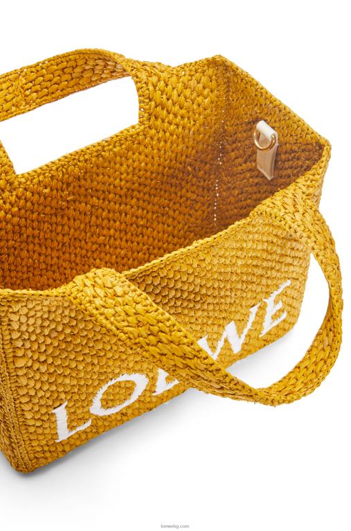 Loewe чантичка с малък шрифт в рафия F84B852 Жени охра