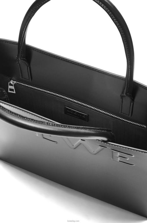 Loewe стандартна чантичка a4 от елегантна телешка кожа F84B8117 Жени черен