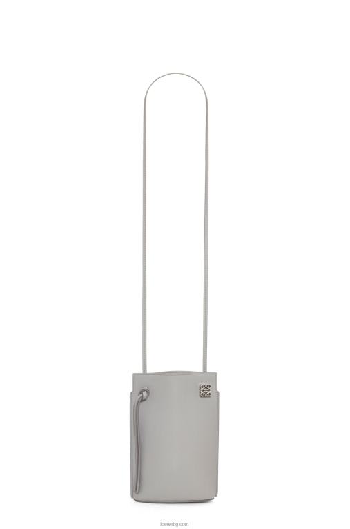 Loewe джоб за зарове от класическа телешка кожа F84B8572 Жени перлено сиво