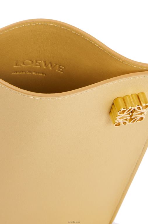 Loewe джоб за зарове от класическа телешка кожа F84B8574 Жени тъмно масло