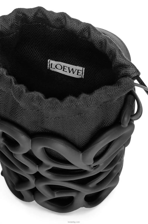Loewe анаграмен надут джоб от лека пореста гума F84B8578 Жени черен