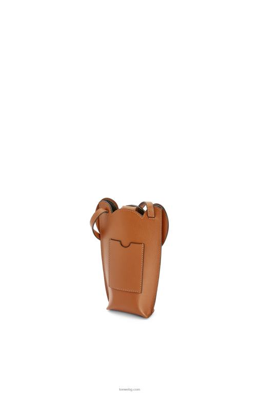 Loewe джоб тип слон от класическа телешка кожа F84B8596 Жени тен