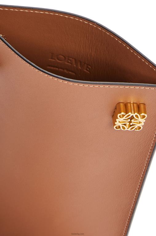 Loewe джоб за зарове от класическа телешка кожа F84B8620 Жени тен