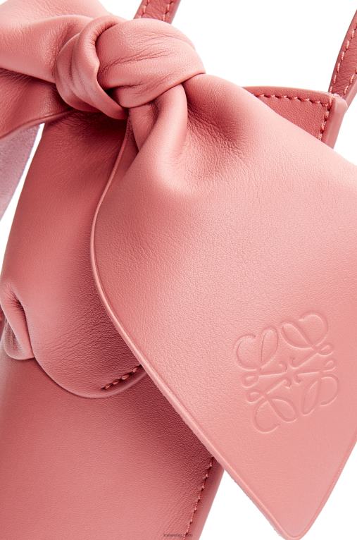 Loewe джоб тип зайче от класическа телешка кожа F84B8621 Жени прасковен цвят