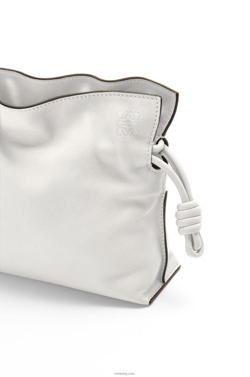 Loewe мини фламенко клъч от телешка кожа напа F84B8207 Жени меко бяло