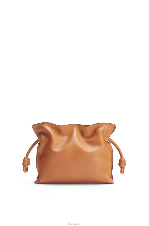 Loewe мини фламенко клъч от телешка кожа напа F84B8216 Жени топла пустиня