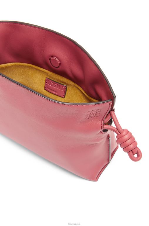 Loewe мини фламенко клъч от телешка кожа напа F84B8272 Жени роза
