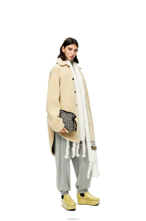 Loewe мини фламенко клъч от анаграмен жакард и телешка кожа F84B8292 Жени тъмносиньо/черно