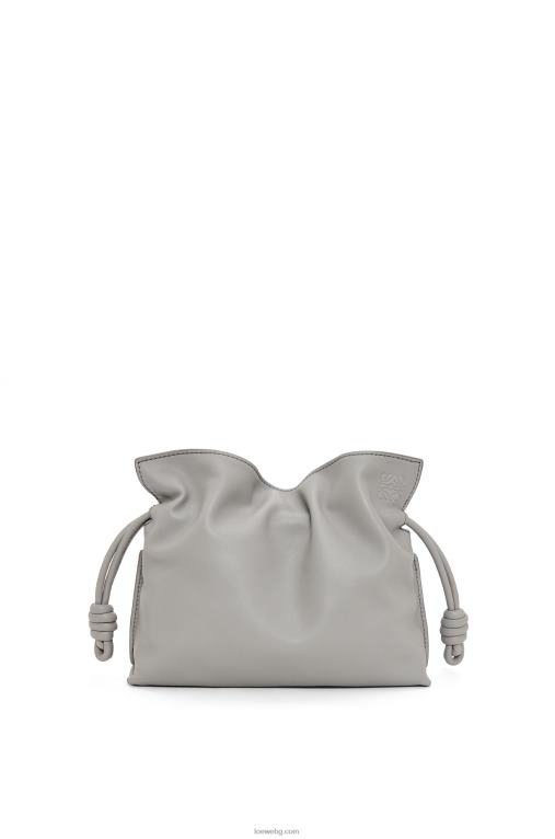 Loewe мини фламенко клъч от телешка кожа напа F84B8328 Жени перлено сиво
