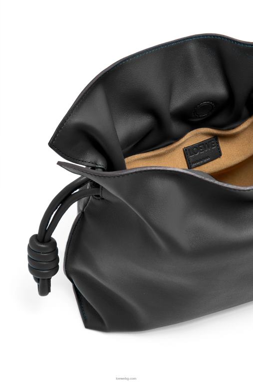 Loewe фламенко клъч от телешка кожа напа F84B8362 Жени черен