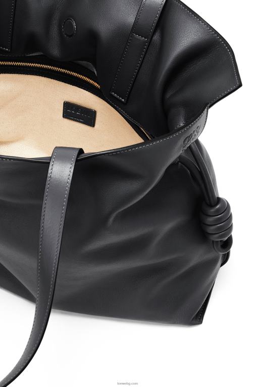 Loewe голям фламенко клъч от телешка кожа напа F84B8411 Жени черен