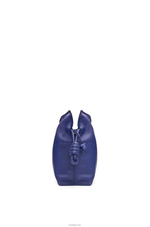 Loewe фламенко клъч от телешка кожа напа F84B8529 Жени наситено лилава глазура