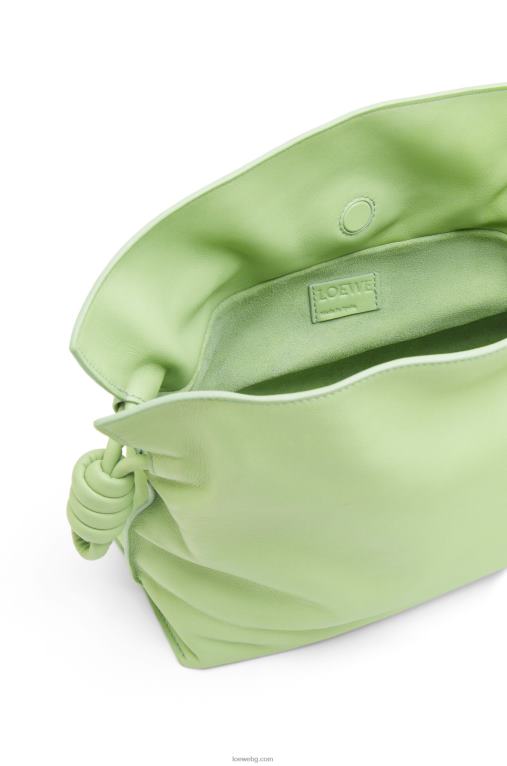 Loewe фламенко клъч от телешка кожа напа F84B8532 Жени лайм зелена глазура