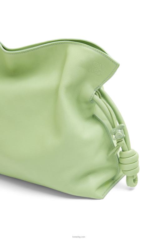 Loewe фламенко клъч от телешка кожа напа F84B8532 Жени лайм зелена глазура