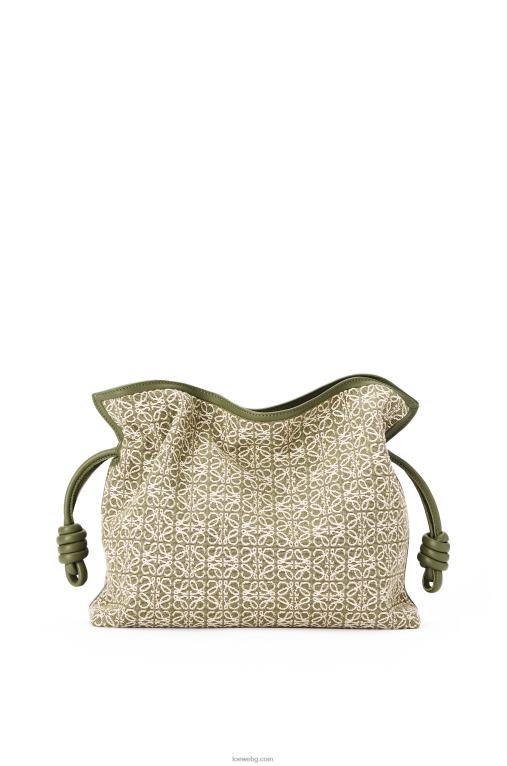 Loewe фламенко клъч от анаграм жакард и телешка кожа F84B8607 Жени зелено/зелено авокадо