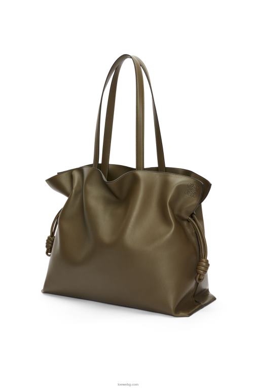 Loewe xl фламенко чанта от телешка кожа напа F84B8360 Жени тъмно каки зелено
