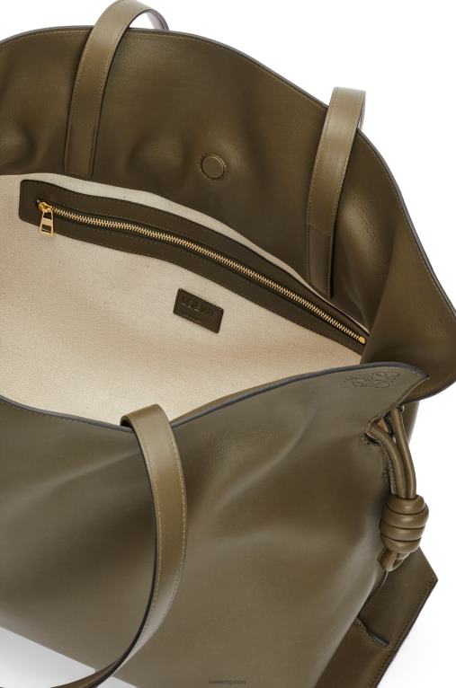 Loewe xl фламенко чанта от телешка кожа напа F84B8360 Жени тъмно каки зелено