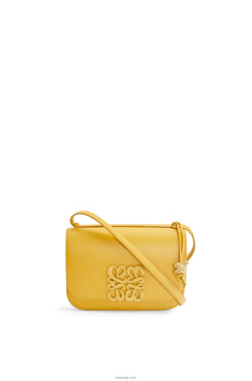 Loewe малка чанта goya от копринена телешка кожа F84B8263 Жени бледожълта глазура