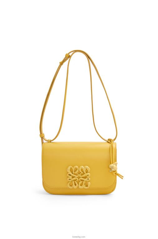 Loewe малка чанта goya от копринена телешка кожа F84B8263 Жени бледожълта глазура