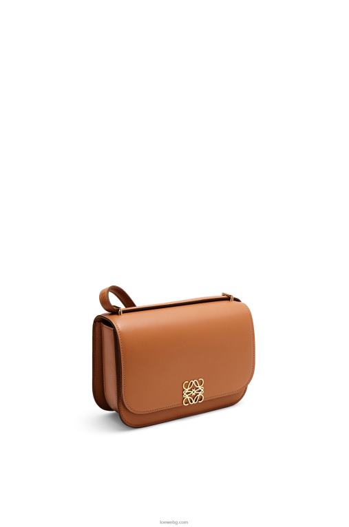 Loewe малка чанта goya от копринена телешка кожа F84B8280 Жени тен