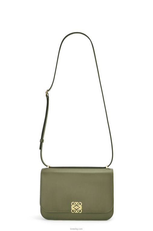 Loewe чанта goya от копринена телешка кожа F84B8301 Жени авокадо зелено