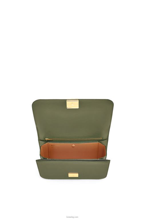 Loewe чанта goya от копринена телешка кожа F84B8301 Жени авокадо зелено