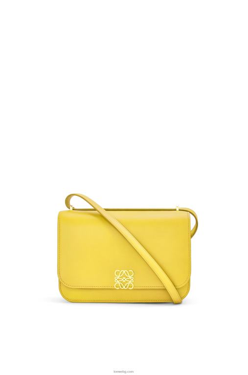 Loewe чанта goya от копринена телешка кожа F84B8302 Жени жълто
