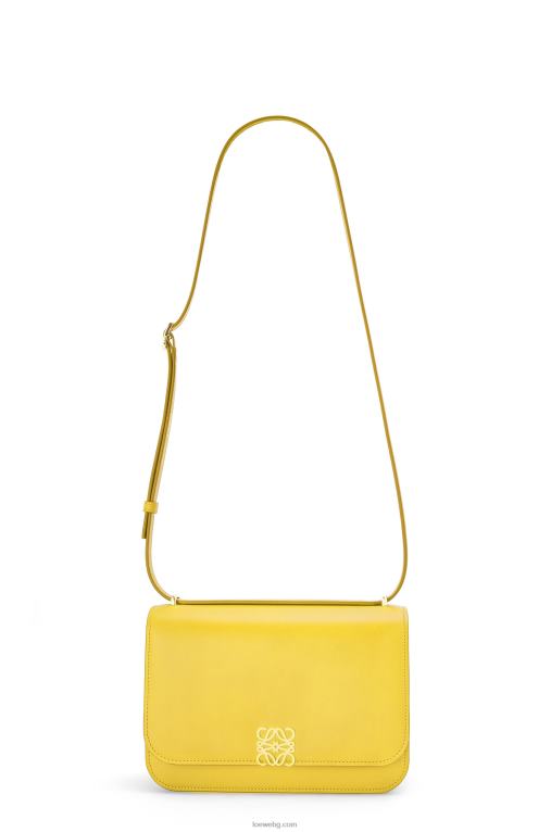 Loewe чанта goya от копринена телешка кожа F84B8302 Жени жълто