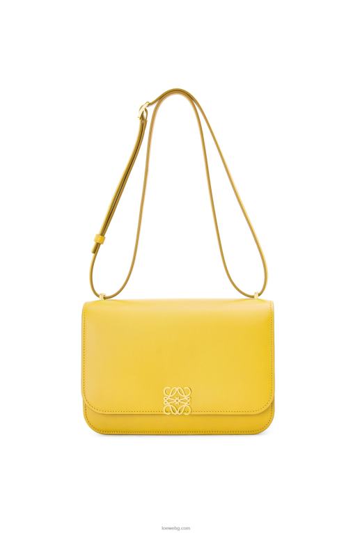 Loewe чанта goya от копринена телешка кожа F84B8302 Жени жълто