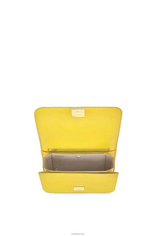 Loewe чанта goya от копринена телешка кожа F84B8302 Жени жълто