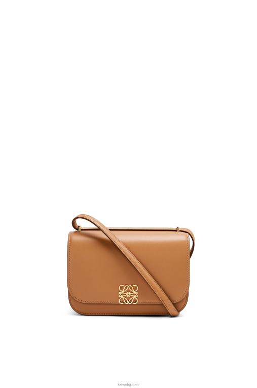 Loewe малка чанта goya от копринена телешка кожа F84B8305 Жени топла пустиня