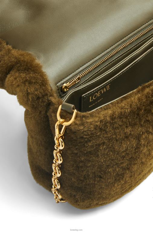 Loewe пухкава чанта goya от стрижено платно F84B8468 Жени каки зелено
