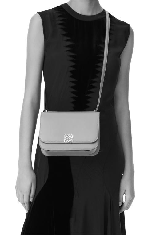 Loewe чанта goya от копринена телешка кожа F84B8494 Жени оранжево