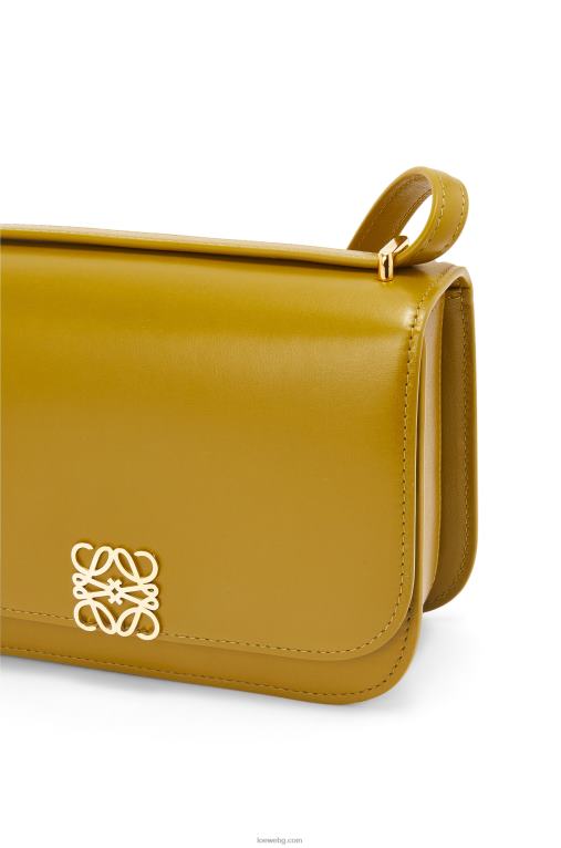 Loewe малка чанта goya от копринена телешка кожа F84B8496 Жени охра