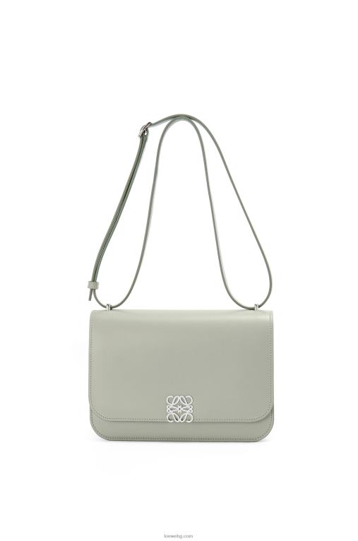 Loewe чанта goya от копринена телешка кожа F84B8507 Жени пепеляво сиво