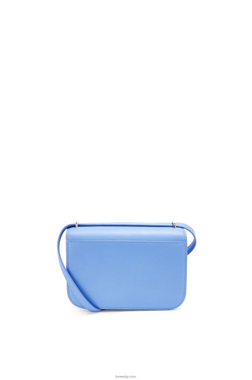 Loewe малка чанта goya от копринена телешка кожа F84B8508 Жени селестин синьо