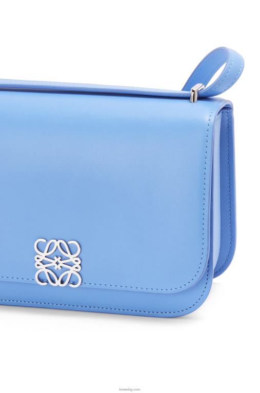 Loewe малка чанта goya от копринена телешка кожа F84B8508 Жени селестин синьо