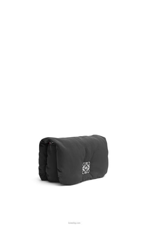 Loewe мини чанта goya puffer от найлон F84B8311 Жени черен