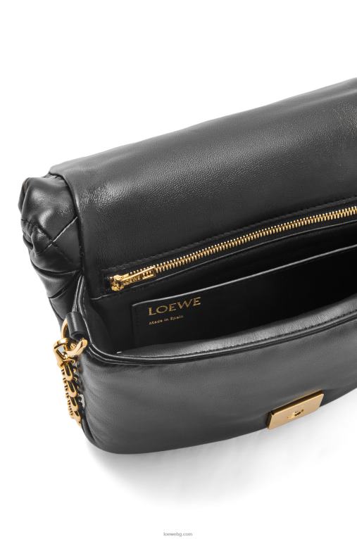Loewe puffer goya от плисирана лъскава агнешка кожа от напа F84B8384 Жени черен