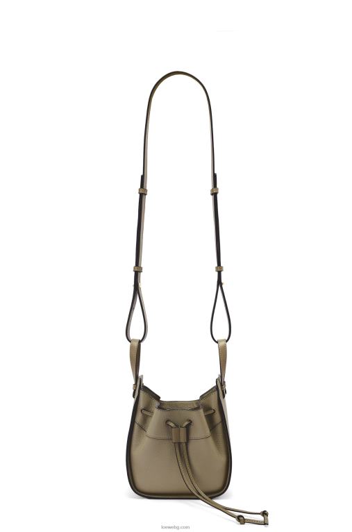 Loewe шнур за мини хамак от мека зърнеста телешка кожа F84B8241 Жени лаврово зелено