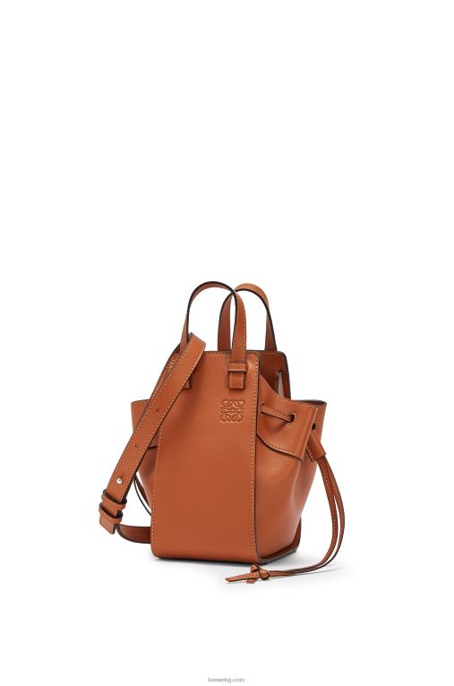 Loewe шнур за мини хамак от класическа телешка кожа F84B8242 Жени тен