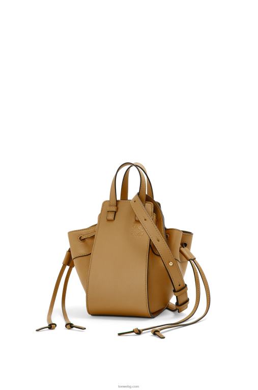 Loewe шнур за мини хамак от класическа телешка кожа F84B8243 Жени охра зелено