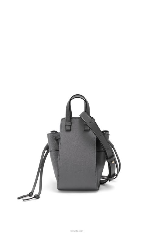 Loewe шнур за мини хамак от мека зърнеста телешка кожа F84B8252 Жени асфалтово сиво