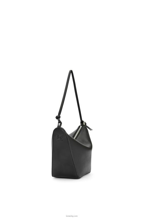 Loewe мини чанта за хамак от класическа телешка кожа F84B8329 Жени черен
