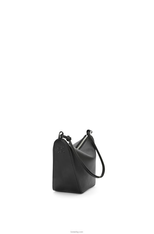 Loewe мини чанта за хамак от класическа телешка кожа F84B8329 Жени черен