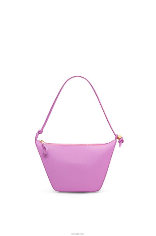 Loewe мини чанта за хамак от класическа телешка кожа F84B8332 Жени скална роза