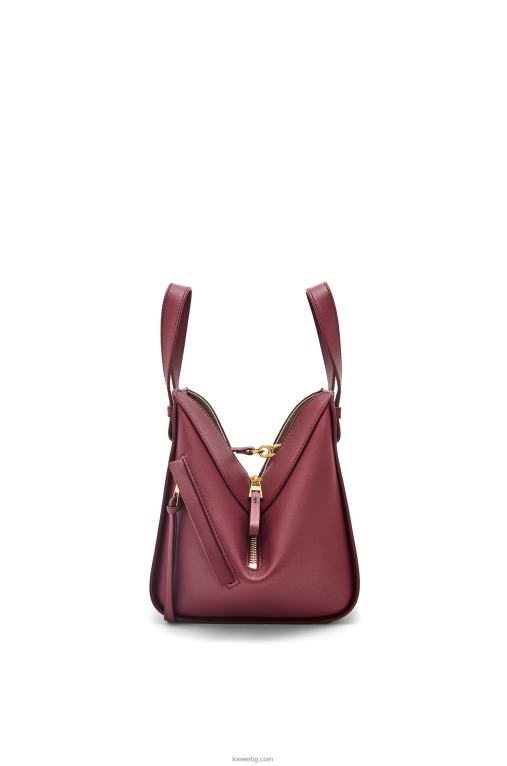 Loewe компактна чанта хамак от класическа телешка кожа F84B8340 Жени горски плодове