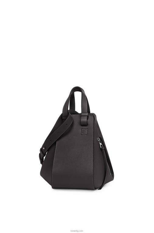 Loewe малка чанта за хамак от класическа телешка кожа F84B8341 Жени черен