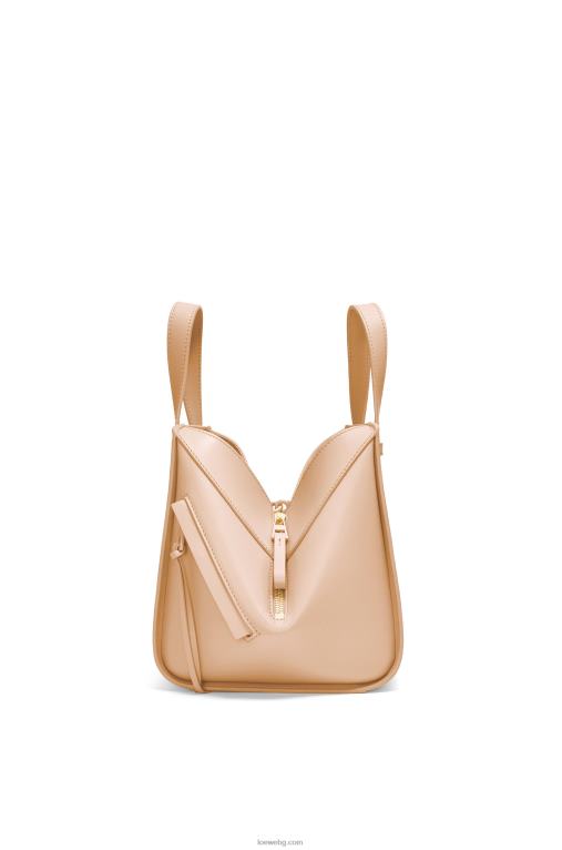 Loewe компактна чанта за хамак от сатенирана телешка кожа F84B8432 Жени голо