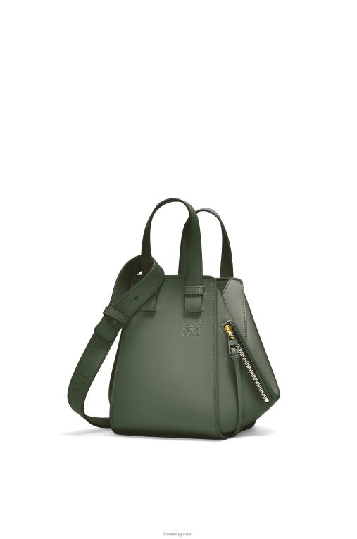 Loewe компактна чанта за хамак от сатенирана телешка кожа F84B8461 Жени реколта каки